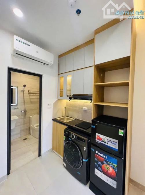 Bán CHDV Phạm Văn Đồng, thang máy, Full nội thất, 15 phòng, DT: 53m2, 6 tầng - 3