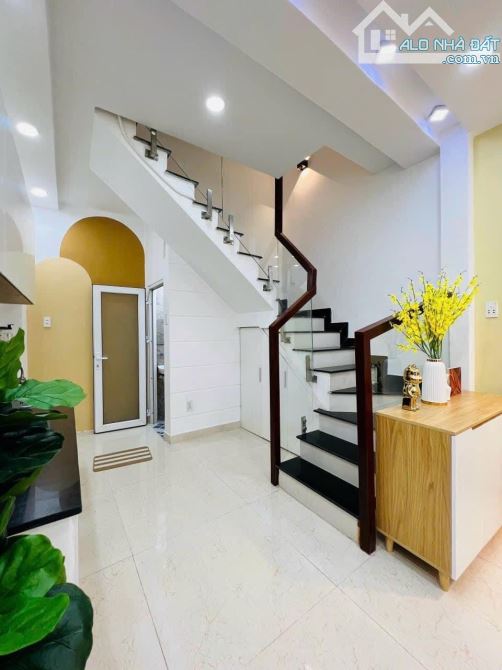 🏠 Bán nhà cạnh Chợ Hóc Môn, Đường Trưng Nữ Vương / 80,6m2 / Giá: 2 Tỷ 150 (Sổ Hồng Riêng) - 3