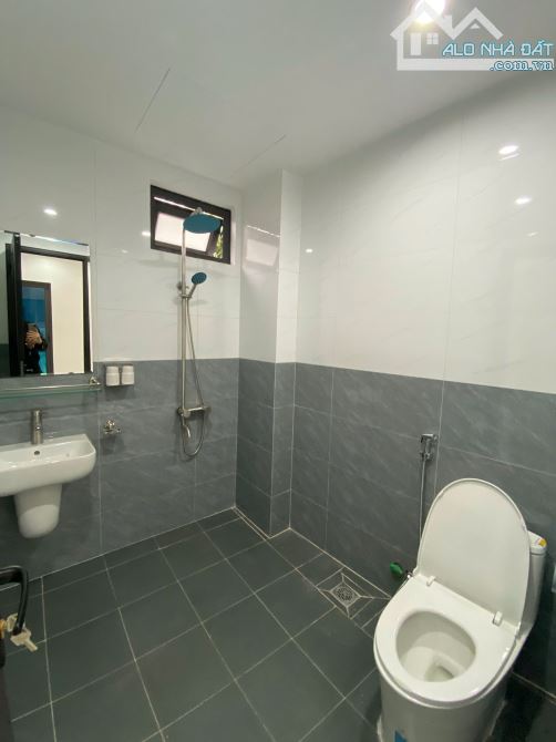 Giảm 400tr Bán gấp nhà 5tầng - ô tô đỗ cửa - Gần Vin Đan Phượng - 3