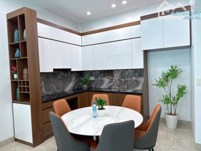 Chính chủ cần bán căn nhà 3 tầng ngõ phố Nguyễn Lương Bằng, TP Hải Dương. - 3