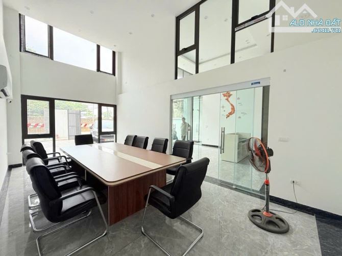 BÁN  NHÀ MẶT PHỐ BẮC TỪ LIÊM, 8 TẦNG THANG MÁY SỪNG SỮNG UY NGHI, MẶT TIỀN HƠN 9M, VIEW - 3