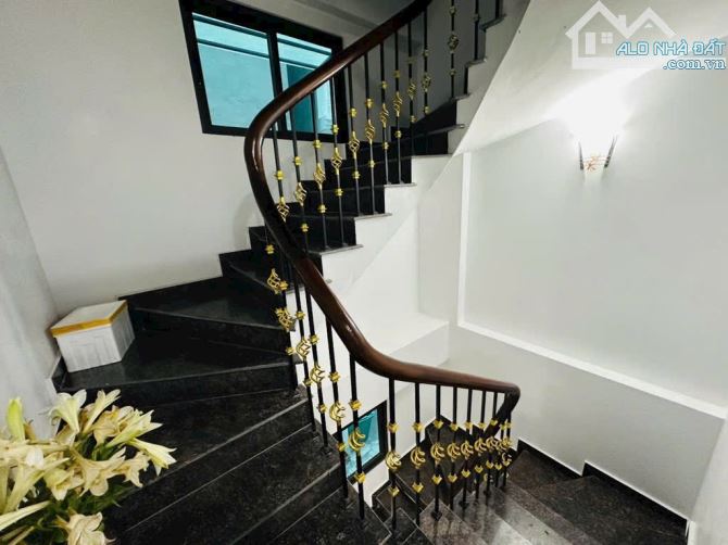 Phú Đô - Mỹ Đình - 18 tỷ - Ô Tô - Lô Góc - Thang máy - Ở sướng - Dòng tiền - 3