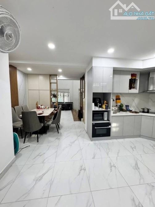 Chú khánh kẹt tiền bán gấp nhà lê văn sỹ - quận 3 giá 6tỷ230/ 82,5m2 sổ hồng - 3