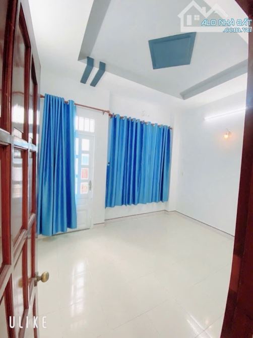 NHÀ MỚI 2 TẦNG BTCT 4X13M – LÊ VĂN QUỚI - HẺM XE HƠI THÔNG - HƠN 4 TỶ TL - 3