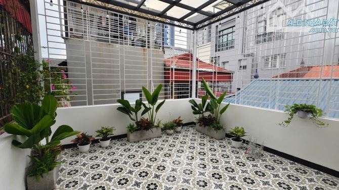🏘 BÁN NHÀ PHỐ THÁI THỊNH- ĐỐNG ĐA – 45M² x 5 T - THANG MÁY-  Ô TÔ ĐỖ CỬA - GIÁ HƠN 16 TỶ - 3