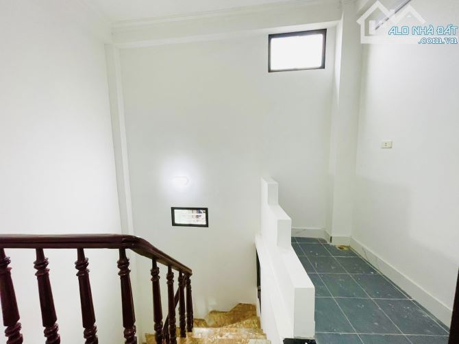 Bán Nhà Minh Khai 24M x 5T, MT: 3,5M Giá 5,6 Tỷ. 15m ô tô tránh, 2 thoáng trước sau - 3