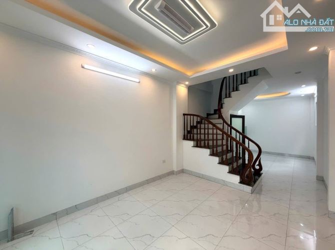 NHÀ ĐẸP RỘNG-T/C VỪA-PHÂN LÔ-GARA OTO-5 TẦNG-ĐẠI THÀNH QUỐC OAI-71M-4,5 TỶ - 3