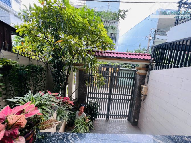 SIÊU PHẨM NHÀ ĐẸP - 5 TẦNG - LINH ĐÔNG - GIÁ TỐT - 3