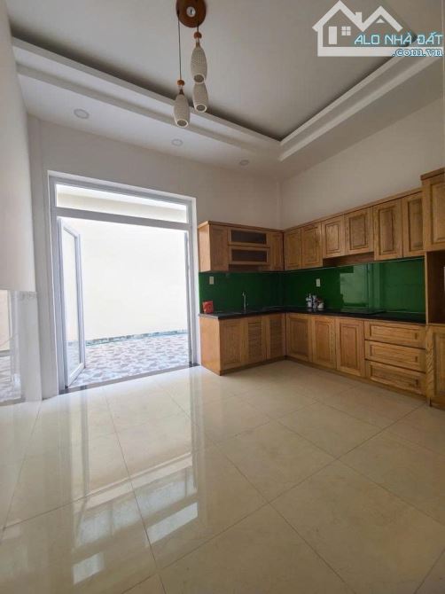 TRƯỜNG CHINH, Q12 - NHÀ MỚI Ở NGAY-  4 TẦNG 83M2 - 4x24 - XH NGỦ NHÀ 4PN- 5WC- 9 TỶ - 3