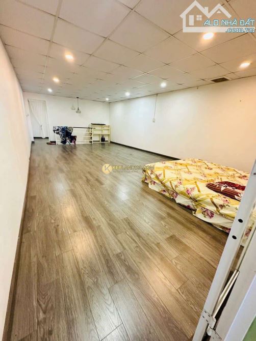 Nhà 77m2 5PN, hẻm thông Lê Hồng Phong, đường trước nhà 4.1m rộng rãi - 3