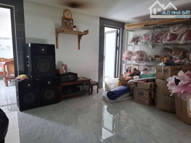 Nhà 1 lầu 1 trệt tại đường song hành,tân hiệp dt 117m2 giá 1 tỷ 150 triệu , sổ riêng - 3