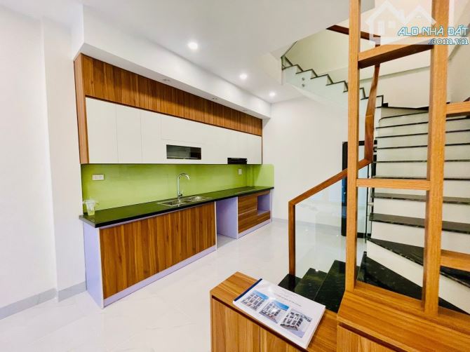 Siêu Phẩm Nhà Mới Lạc Long Quân 40m, 5 Tầng , Lô Góc , Phân Lô , Ngõ Rộng 3m5, Sát Hồ Tây - 3