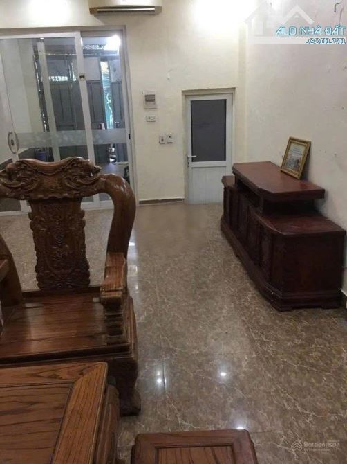 Cho thuê nhà An Dương, 2 tầng x 60m2, 2 ngủ, 8 Triệu - 3