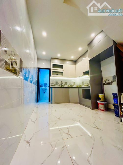 Nhà Đẹp - Ở Ngay - Thổ Quan - Đống Đa - Dt: 39m2/4tầng/3mMT* nhỉnh 6 tỷ - 3