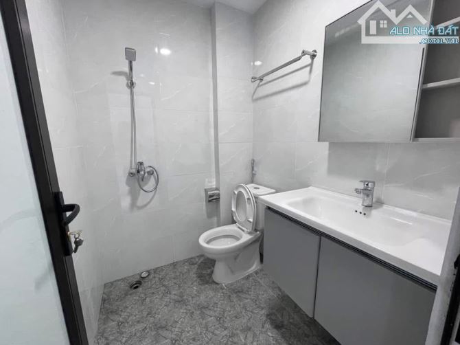 Bán nhà Cổ Nhuế 42 m2, 5 tầng, 5 ngủ, 2 thoáng 6.5 tỷ - 3
