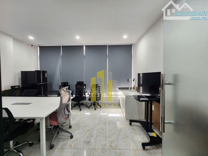 CHO THUÊ VĂN PHÒNG ĐẦY ĐỦ NỘI THẤT CHO 15 NHÂN VIÊN - GIÁ 15 TRIỆU - 3