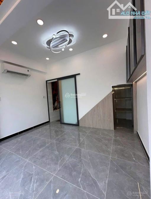 RINH NGAY NHÀ CHO THUÊ 30TRIỆU NGUYỄN THỊ ĐỊNH, BÌNH TRƯNG TÂY, QUẬN 2. GIÁ 5TỶ910/ 88,8M2 - 3