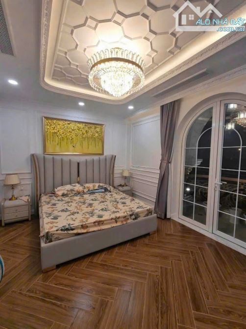 Chính Chủ hạ giá 9  bán gấp Biệt Thự VIP Đặng Thuỳ Trâm Bình Thạnh 10x20 giá chỉ còn 25 tỷ - 3