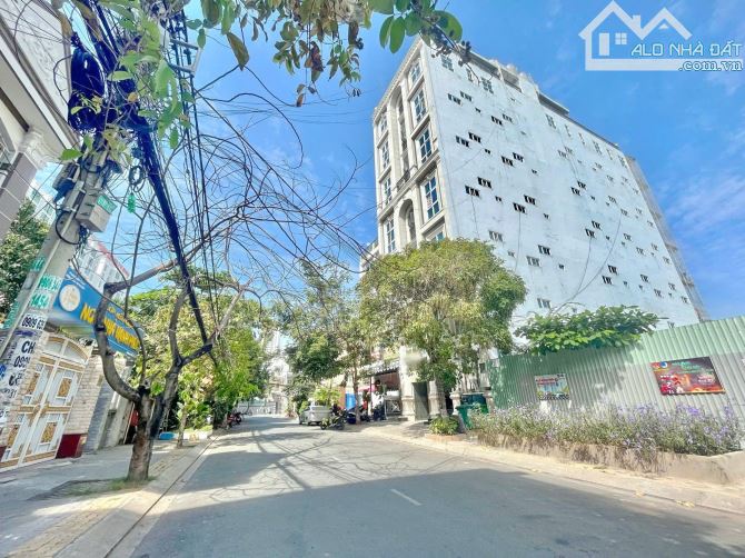 Siêu hiếm - bán đất 2000m2 mặt tiền Đường Số 77 Tân Quy Quận 7 - TP. HCM ngay trung tâm - 3
