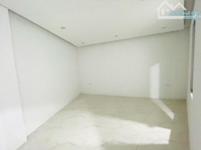 Bán nhà 2 tầng – Nguyễn Xiển – ngõ thông – 44m² – chỉ 1.95 tỷ - 3