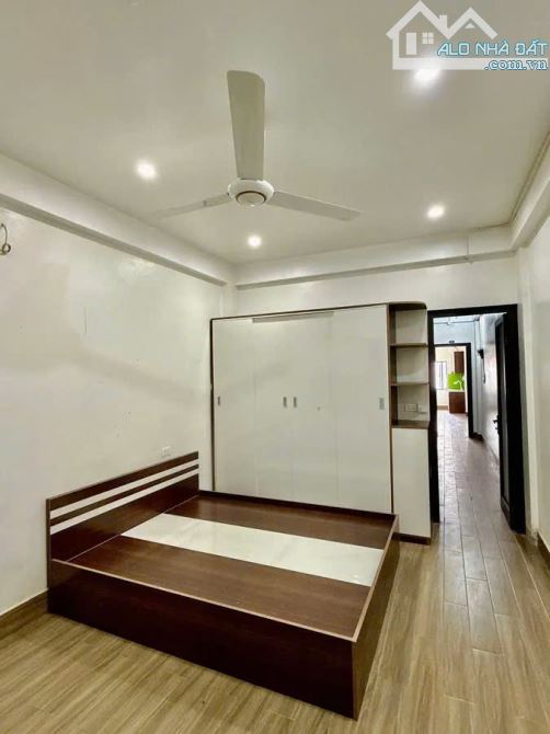 BÁN TÒA NHÀ 6 TẦNG THANG MÁY- BẮC TỪ LIÊM – DÒNG TIỀN 50TR/THÁNG – 65m² – GIÁ NHỈNH13,2 TỶ - 3