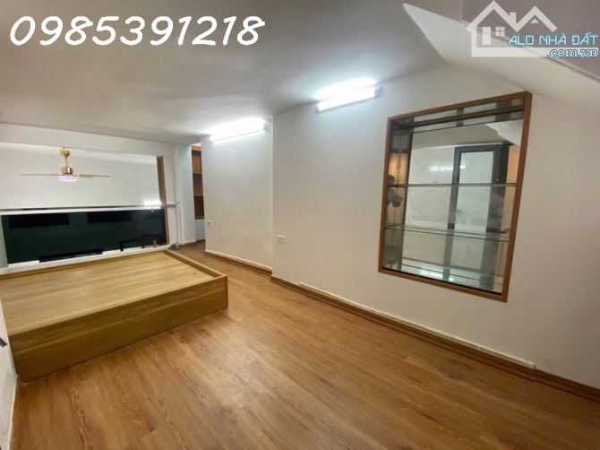 NHÀ TÂN MAI-NGUYỄN CHÍNH- MT4.5m, 33m2, Chào 5.8TỶ(CTL)-NGÕ 3 GÁC , RỘNG, THÔNG-SÂN RIÊNG - 3