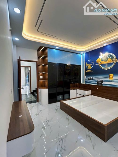 Nhà 5 tầng, Xây mới 100% - Tặng Full nội thất - Giá cực tốt- Lê Đình Cẩn, Bình tân - 3