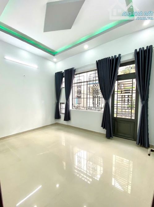 Bán nhà 1/ Trần Thị Cờ Q12, HẺM XE HƠI _ 3 tầng _ TẶNG FULL nội thất _ giá 5ty490 - 3