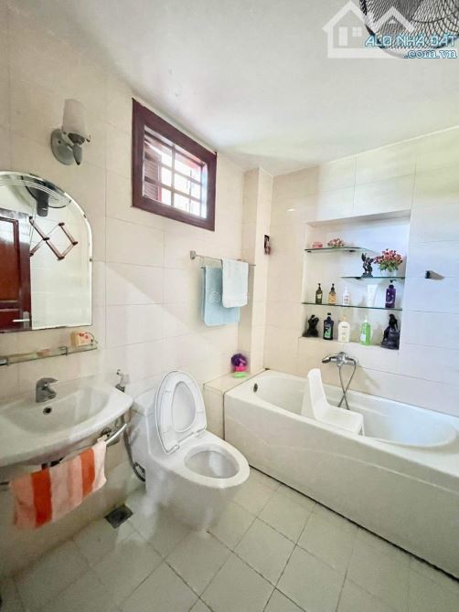 GẦN BIỂN! BÁN ĐẤT TẶNG NHÀ 2 TẦNG 105M² – 24,99 TỶ - MT NGÔ THÌ SỸ - Q. NGŨ HÀNH SƠN - 3