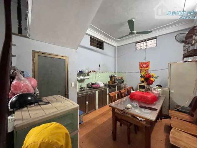 Trường Chinh - Mặt ngõ thông kinh doanh - Ô tô qua nhà - Mặt tiền 5,3m - Gần Ngã Tư Sở - 3