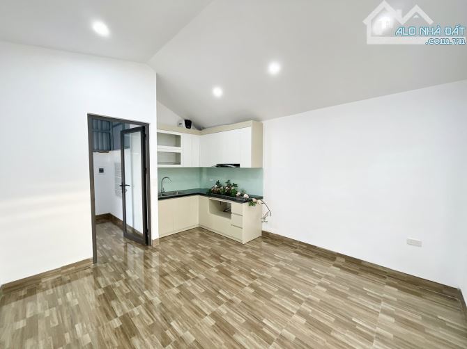 💥TUYỆT HẢO: Pháo Đài Láng 40m2, 6T TM, xây mới, hoàn thiện đẹp long lanh, ngõ thông KD - 3