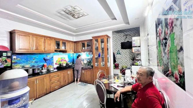 Bán gấp nhà 5 tầng  Phạm Văn Chiêu  P9 Gò Vấp Khu đồng bộ xe hơi vào nhà 4.2x15m Chỉ 7.8Tỷ - 3