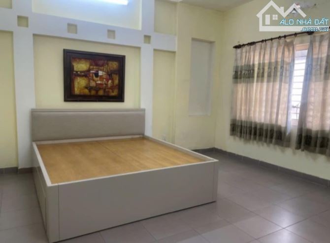 Bán nhà Thủ Đức 2 tầng, 70m2, đường Số 40 Linh Đông. SH, 2PN, 4.89  tỷ. LH: - 3
