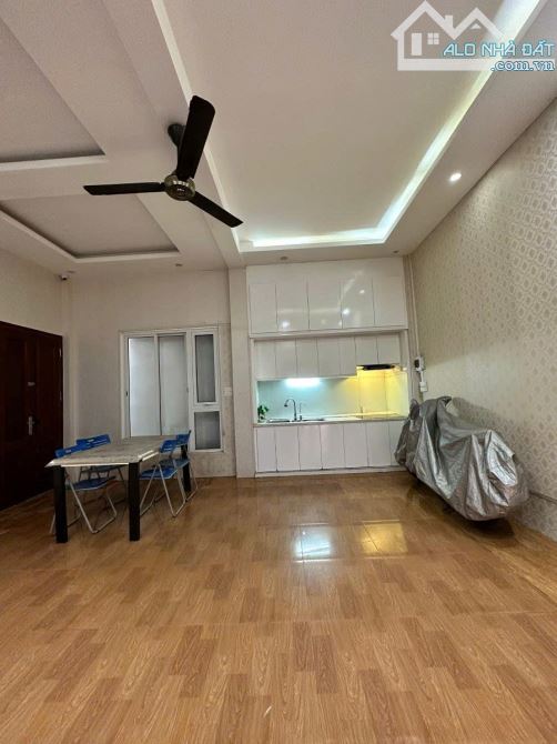 NHÀ 3 THOÁNG Ô TÔ ĐỖ CỔNG VIEW TRỌN HỒ 48M MT 4m 5 TẦNG TRÍCH SÀI 23 TỶ - 3