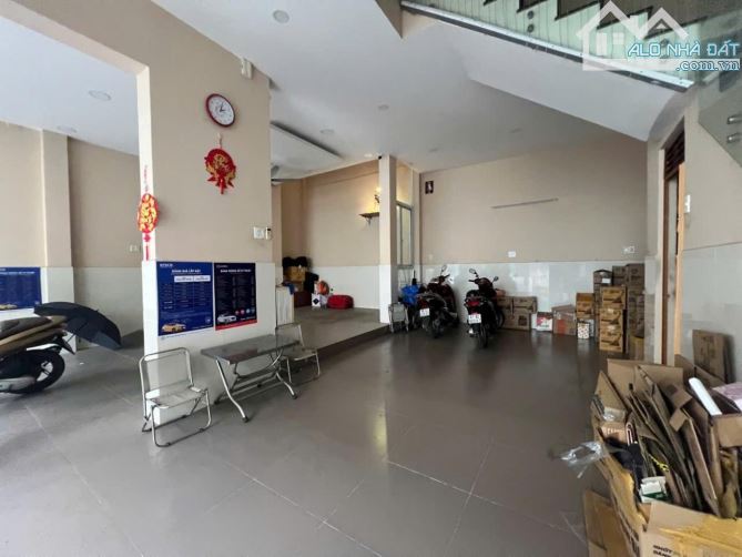 NHÀ ĐẸP 4 TẦNG NGAY KHU B LÀNG ĐẠI HỌC - TRẦN THỊ LIỀN - PHƯỚC KIỂN NHÀ BÈ - 90M2 - 3