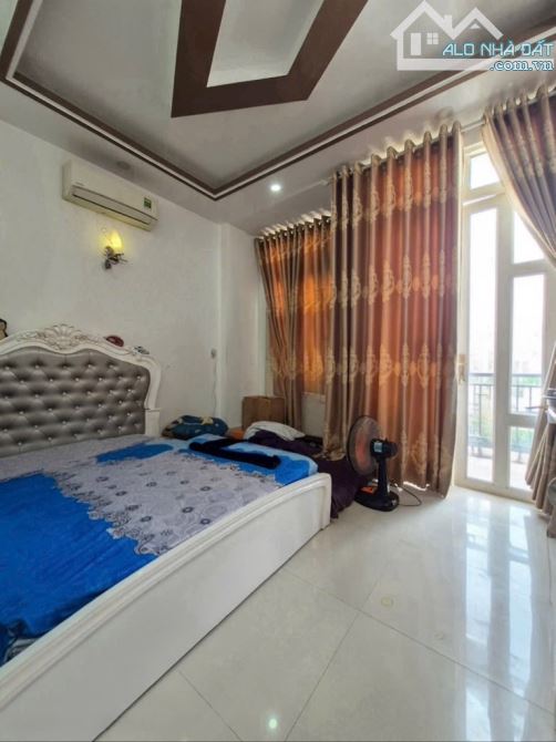 Bán Nhà Đẹp 3 Tầng, 5PN ,DTSD 150m2, Hẻm 6m Thông – Xe Hơi Tránh Nhau, TT Nhà Bè - 3