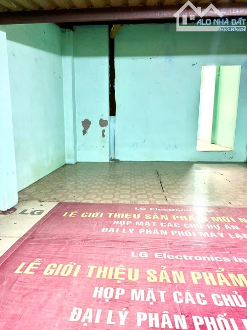 Cần Bán căn ngay Mặt Tiền Đoàn Văn Bơ ,P14 Quận 04 - 3