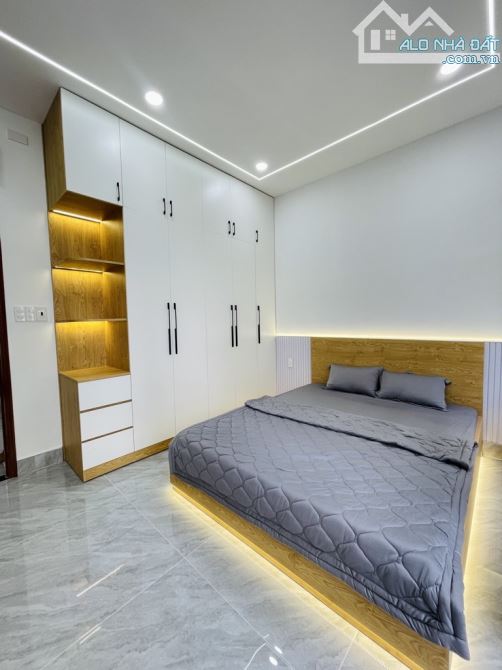 Nhà Quận 12 khu phân lô hẻm 8m bàn cờ ô tô tránh 4x13m Dọc Kênh 54 Phường Hiệp Thành - 3