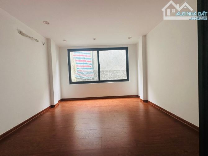 CẦN NHÀ NGÁCH 22 NGÕ LỆNH CƯ - DT 20M2 - 5 TẦNG - MT 3.5M - GIÁ 4.7 TỶ - 3