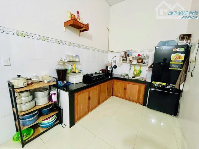 GẤP BÁN!Nhà 2 tầng Trường Thọ,69m2, đường ô tô 8m, gần XLHN.Chỉ 5.5 Tỷ - 3