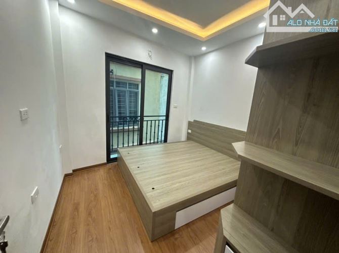 KHU VỰC NGÃ 4 CANH - VÂN CANH - .Ô TÔ GẦN - GIÁ 5.5 TỶ- SỔ 36M- NHÀ MỚI 4 TẦNG - 6 NGỦ - 3
