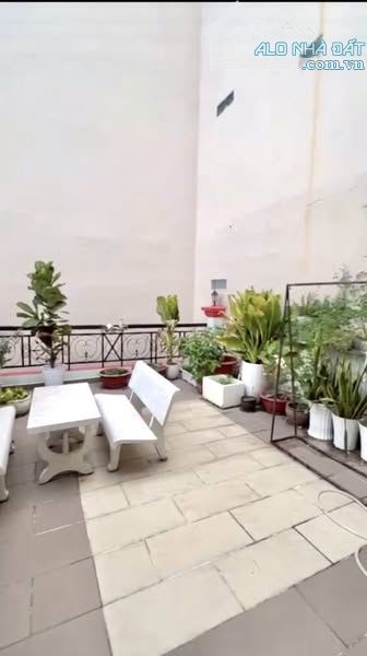KHU HIẾM – Ô TÔ 7 CHỖ ĐỖ CỔNG – PHAN VĂN TRỊ – P11 BÌNH THẠNH - 4 TẦNG - 48M2 - GIÁ 6,8 TỶ - 3