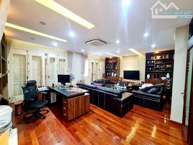 BIỆT THỰ KĐT VĂN QUÁN - HÀ ĐÔNG : 215M2, 4 TẦNG, MT 10M. HƠN 40 TỶ - 3