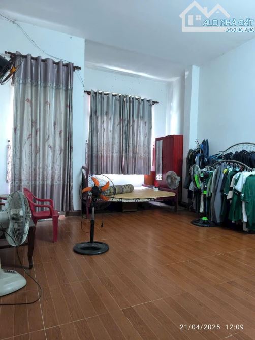Cần bán nhà 58m² 4.2x11.7m 3 tầng Dương Thị Mười Quận 12 giá rẻ 4.45 tỷ - 4