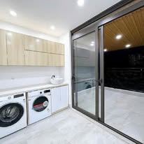 BÁN NHÀ TRẦN QUỐC HOÀN PHÂN LÔ Ô TÔ NGỦ TRONG NHÀ KINH DOANH GIÁO DỤC 65M 6 TẦNG NHỈNH 17 - 4