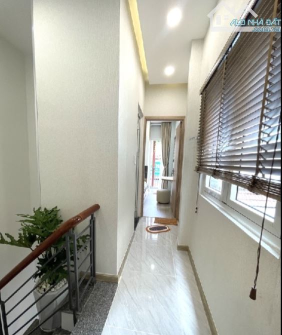 Nhà HXH lô góc vị trí đẹp _ xinh lung linh - 4