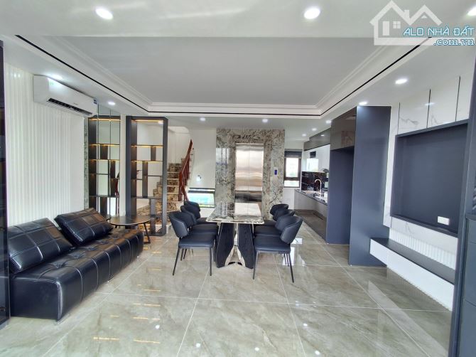 HÀNG HIẾM! BÁN NHÀ 6T KHU 918, PHÚC ĐỒNG, LONG BIÊN. GARA, THANG MÁY, KD. DT42x5m, 12.8 tỷ - 4
