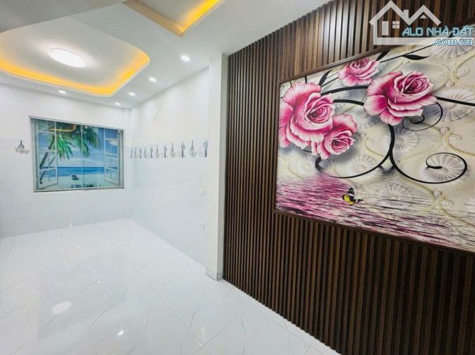 BÁN NHÀ PHỐ PHÚC DIỄN Ô TÔ ĐỖ CỬA 32 X 4 TẦNG 2 MẶT THOÁNG TRƯỚC SAU sổ đỏ - 4