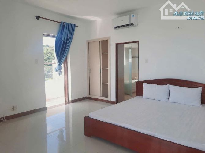 Cho thuê chung cư Sơn Thịnh 1 diện tích 135m2 3PN 4WC view biển full nội thata - 4