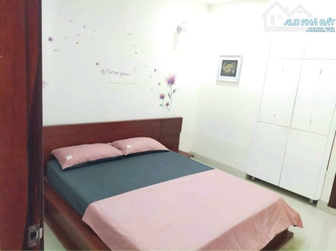 Cho thuê chung cư Sơn Thịnh 1 diện tích 108m2 2PN full nội thất sát biển - 4